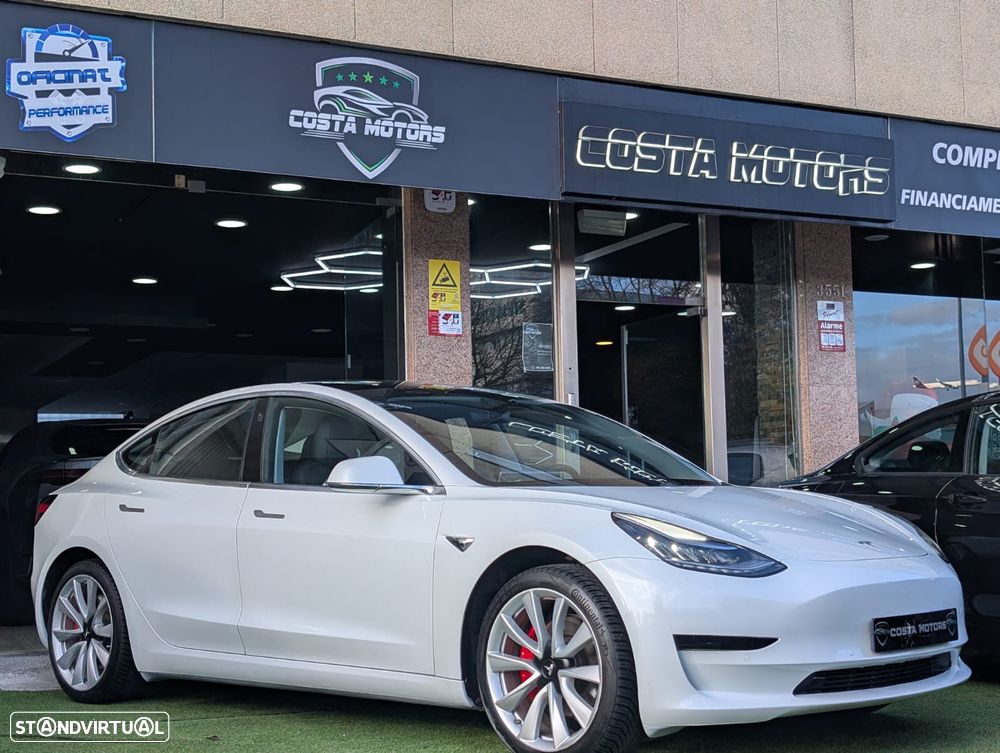 Tesla Model 3 Standard Range Plus RWD - 1