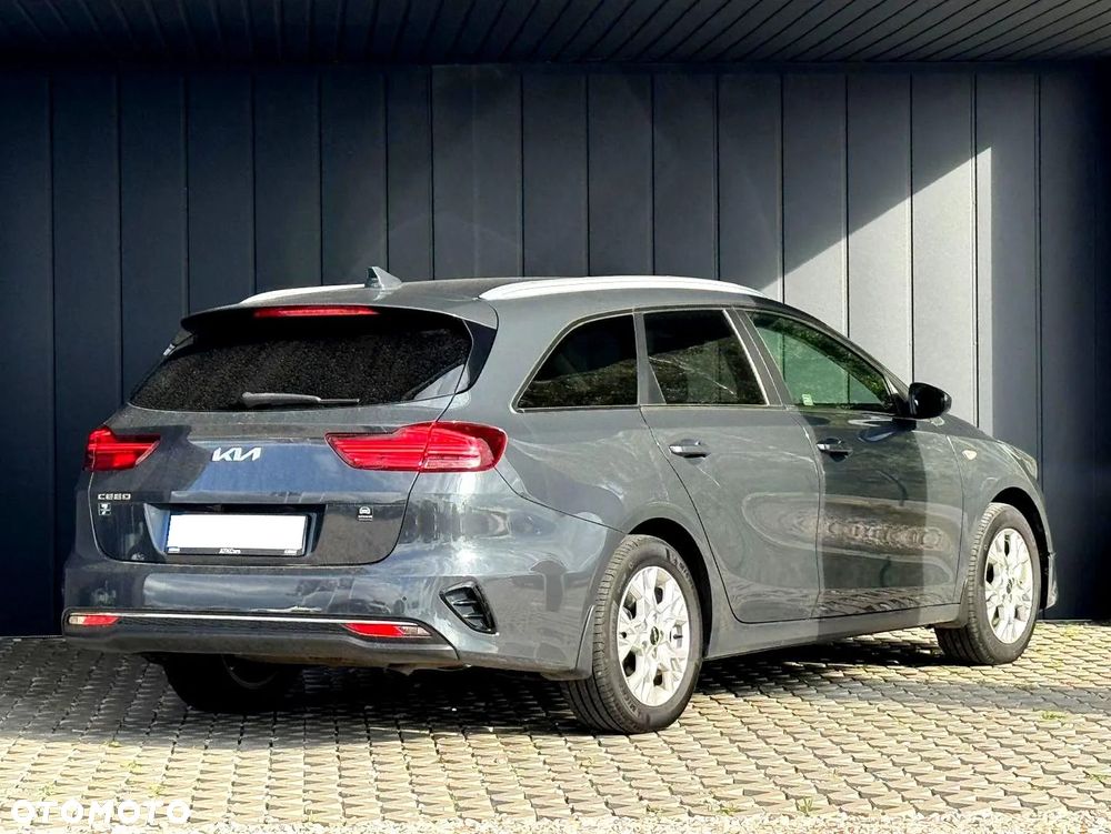 Kia Ceed 1.5 T-GDI M - 8