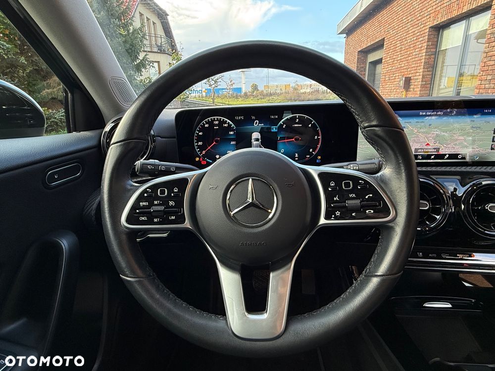 Mercedes-Benz Klasa A 180 d 8G-DCT Progressive - 13