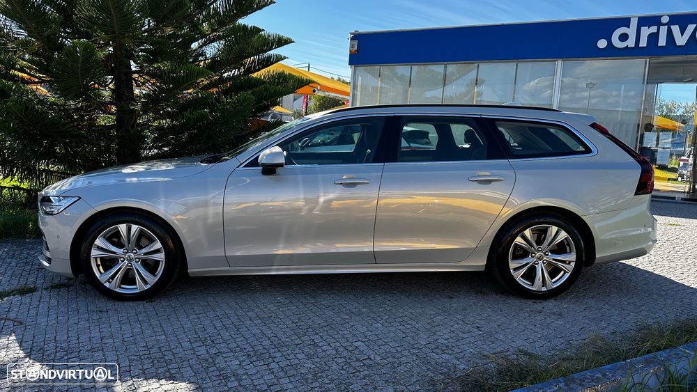 Volvo V90 2.0 B4 Momentum Plus Geartronic - 17