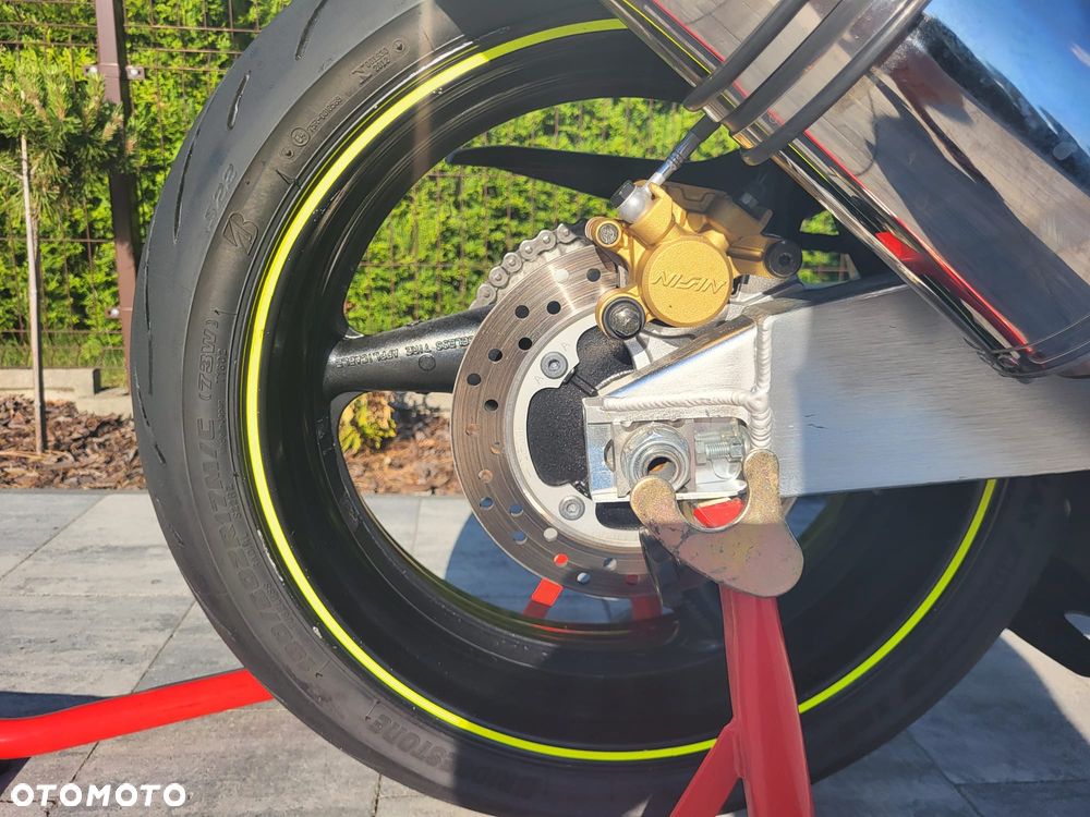 Honda CBR - 35
