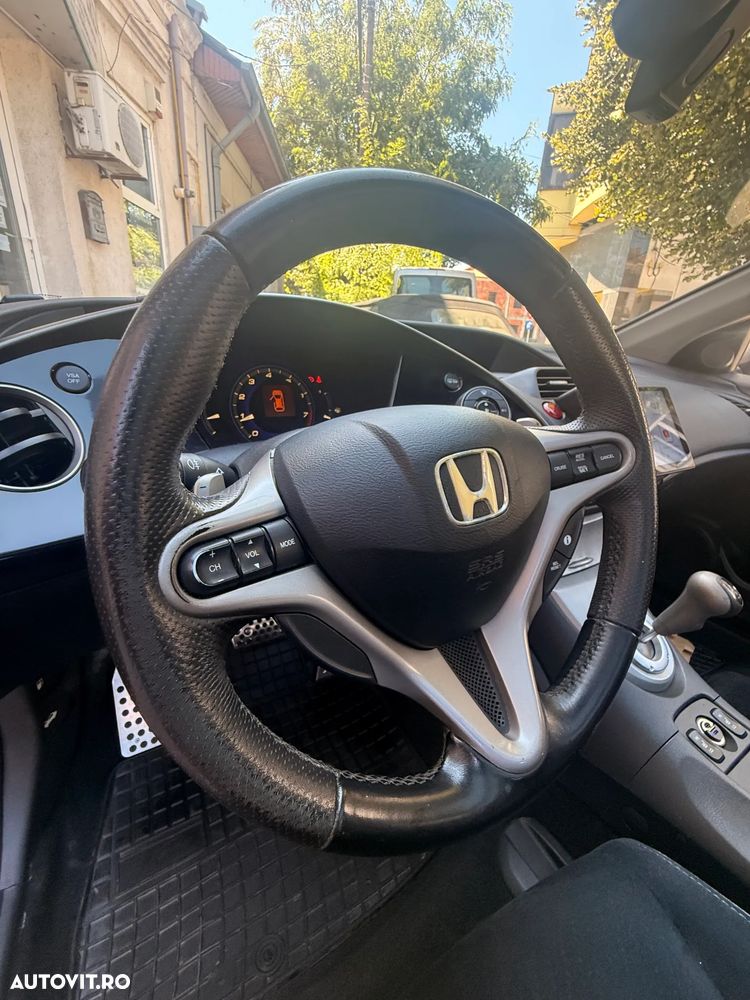 Honda Civic 1.8i-VTEC i-SHIFT Type S - 26