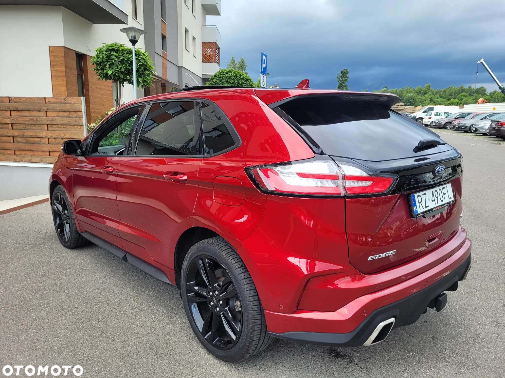 Ford Edge - 8