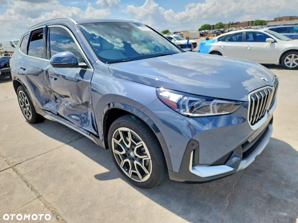 BMW X1 xDrive25i M Sport - 4