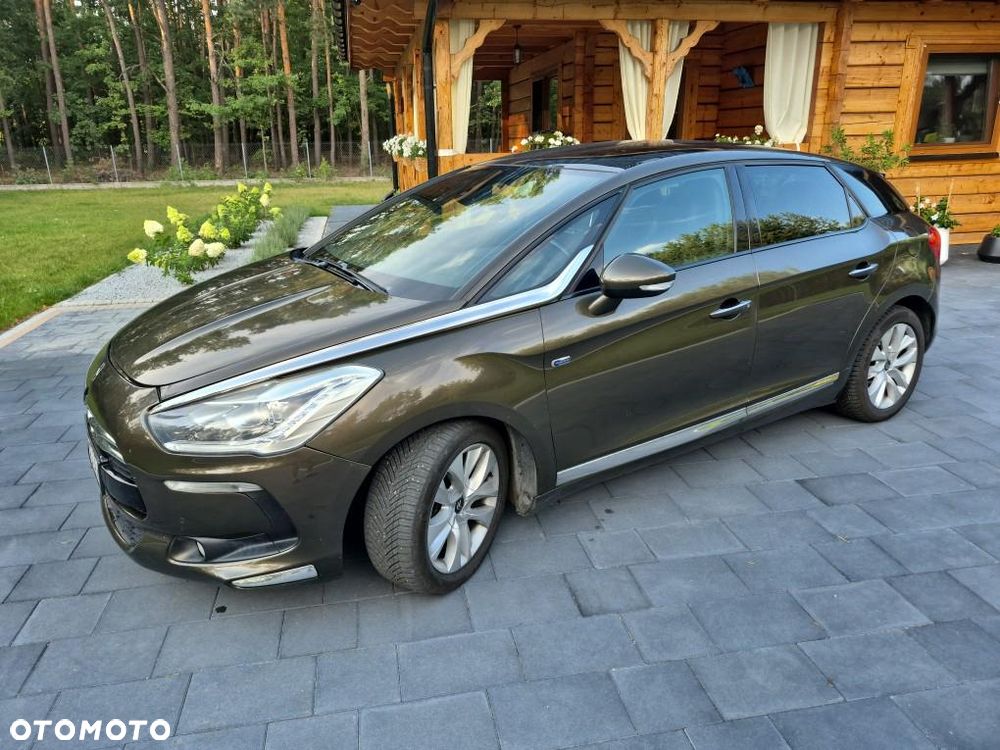 Citroën DS5 2.0 HDi Hybrid4 SoChic MCP - 4