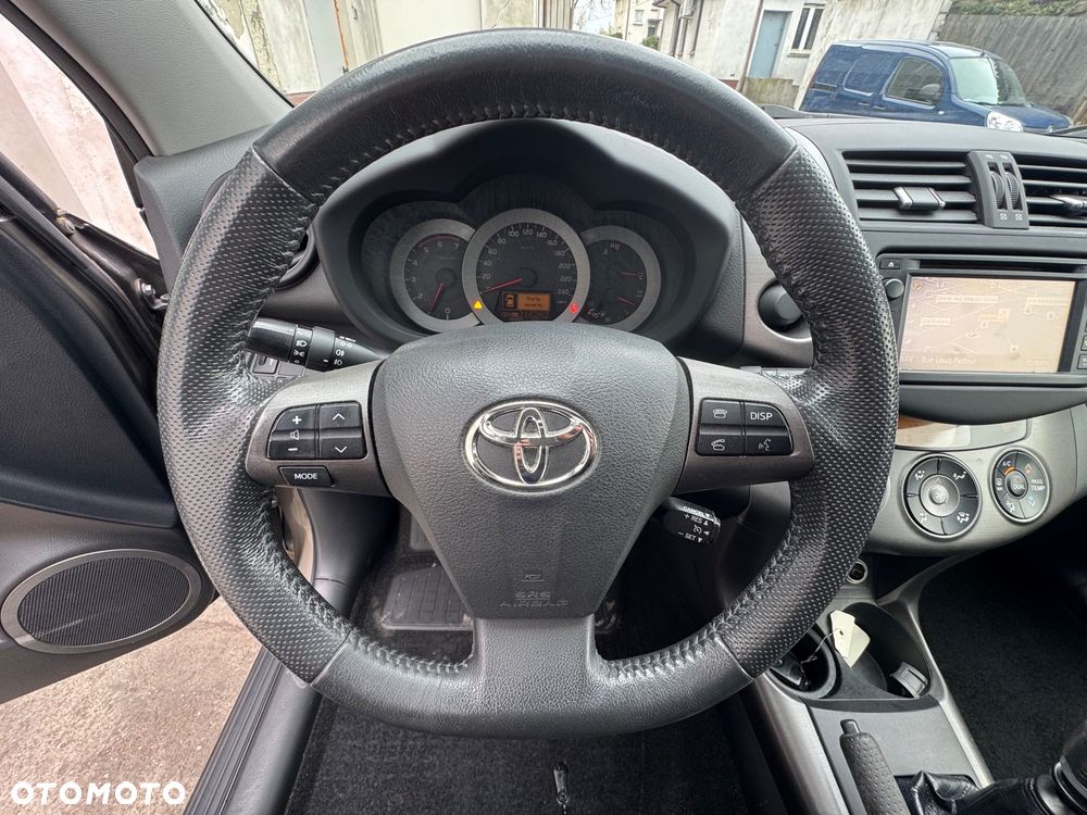 Toyota RAV4 - 20