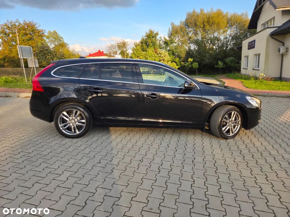 Volvo V60 D3 Geartronic Momentum - 4