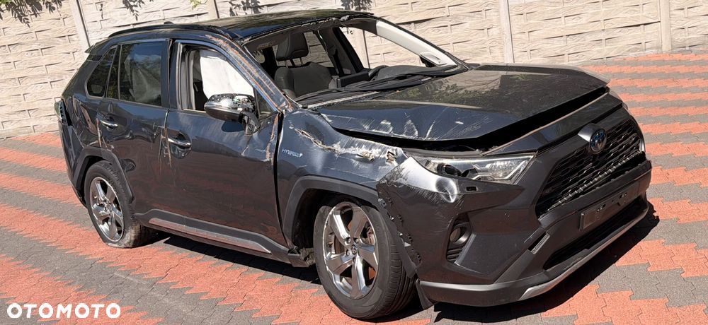 Toyota RAV4 2.5 Hybrid Black Edition by JBL 4x4 - 3