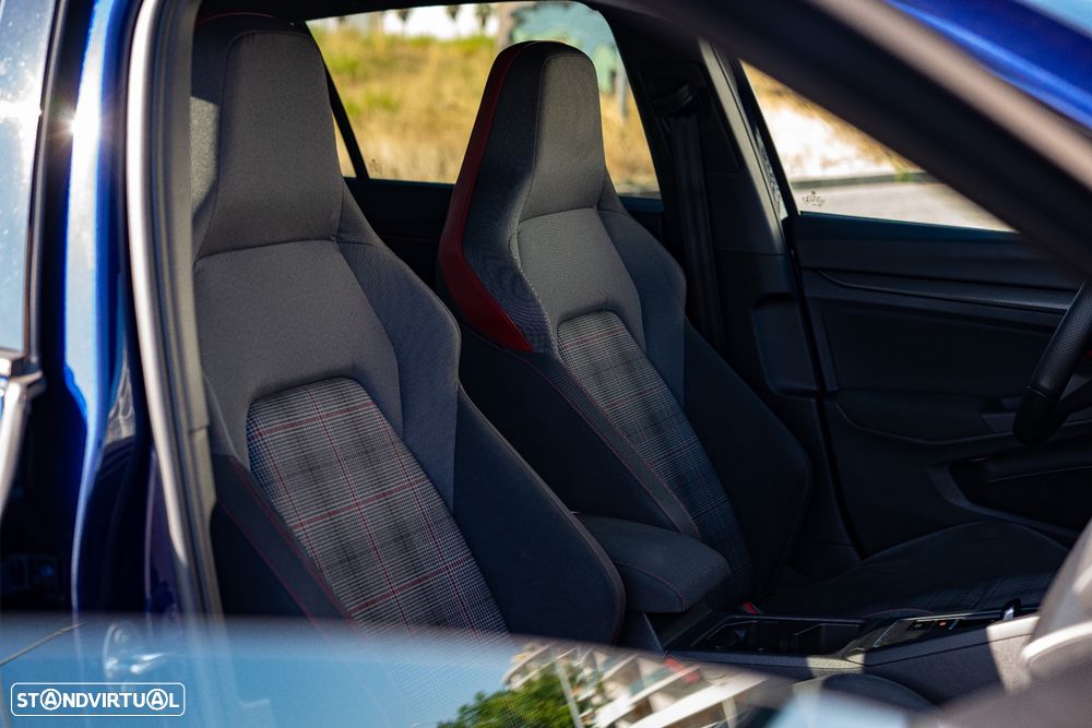 VW Golf 2.0 TSI GTI DSG - 23