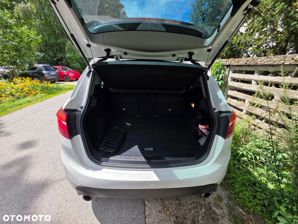 BMW Seria 2 218d Advantage - 13