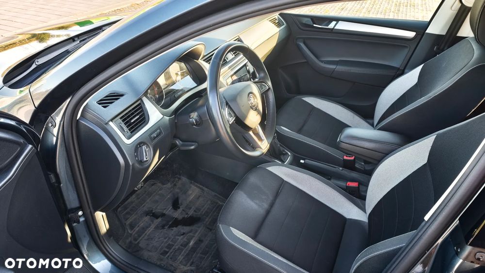 Skoda RAPID 1.0 TSI Ambition - 11