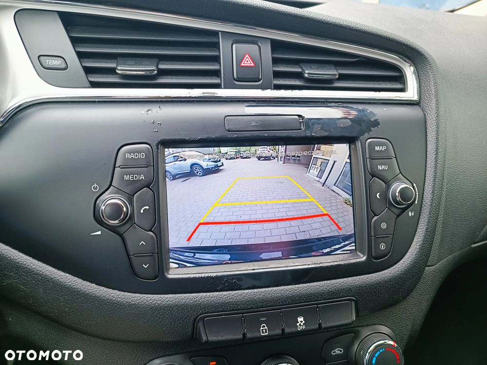 Kia Ceed 1.0 T-GDI ISG Vision - 22