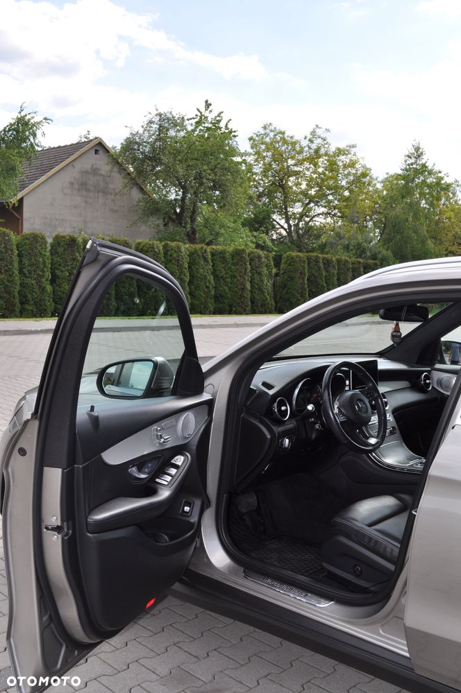 Mercedes-Benz GLC 300 4-Matic - 8