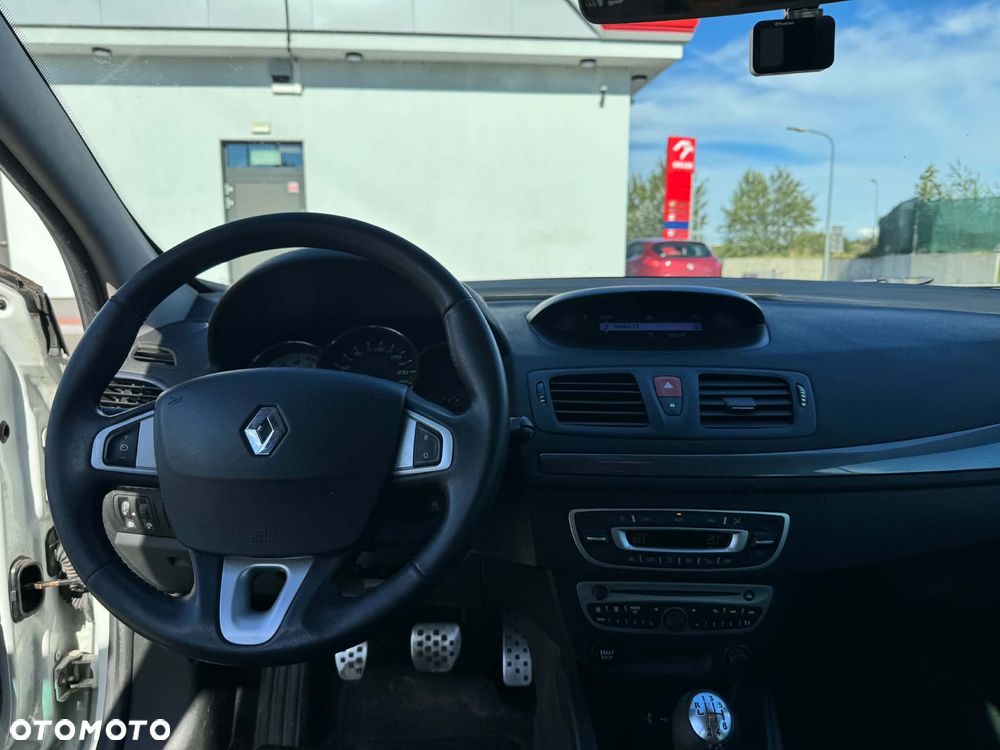 Renault Megane 1.9 dCi Privilege Euro5 - 11