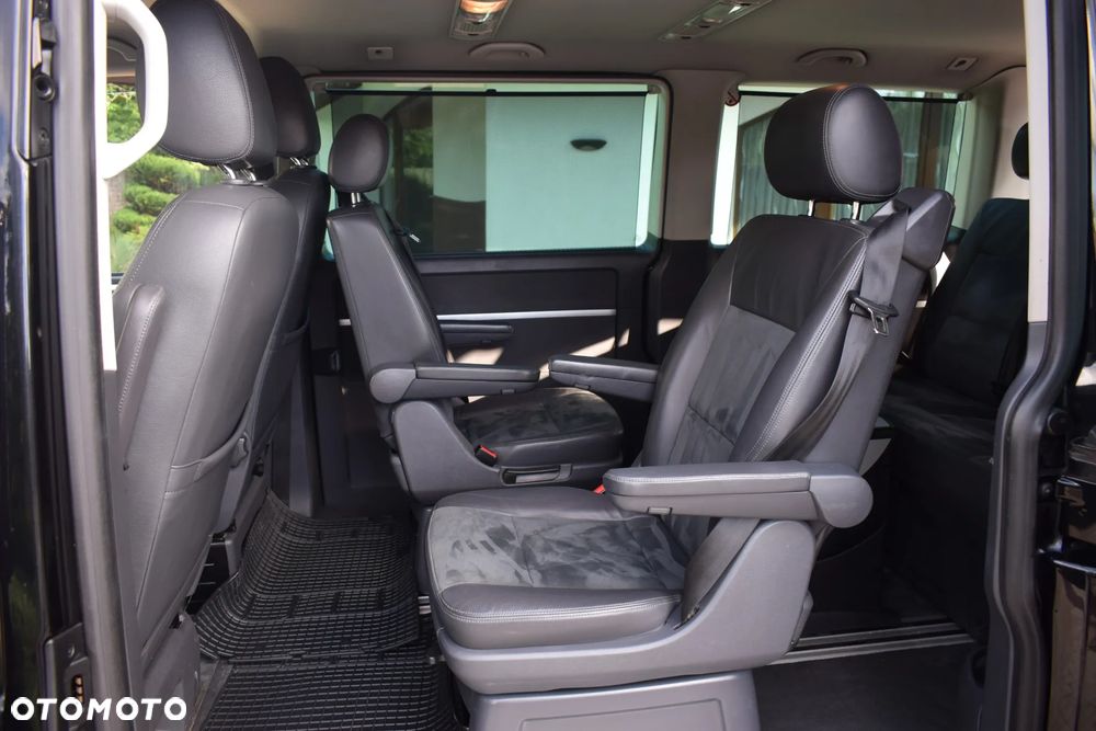 Volkswagen Multivan - 8