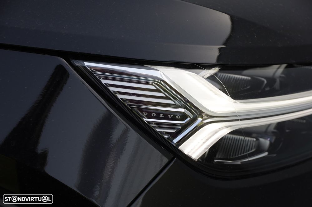 Volvo XC 40 2.0 B4 Inscription - 34