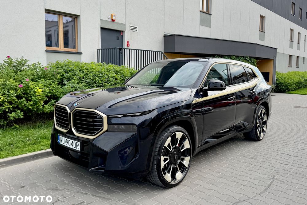 BMW XM - 1