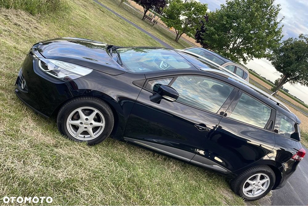 Renault Clio - 1