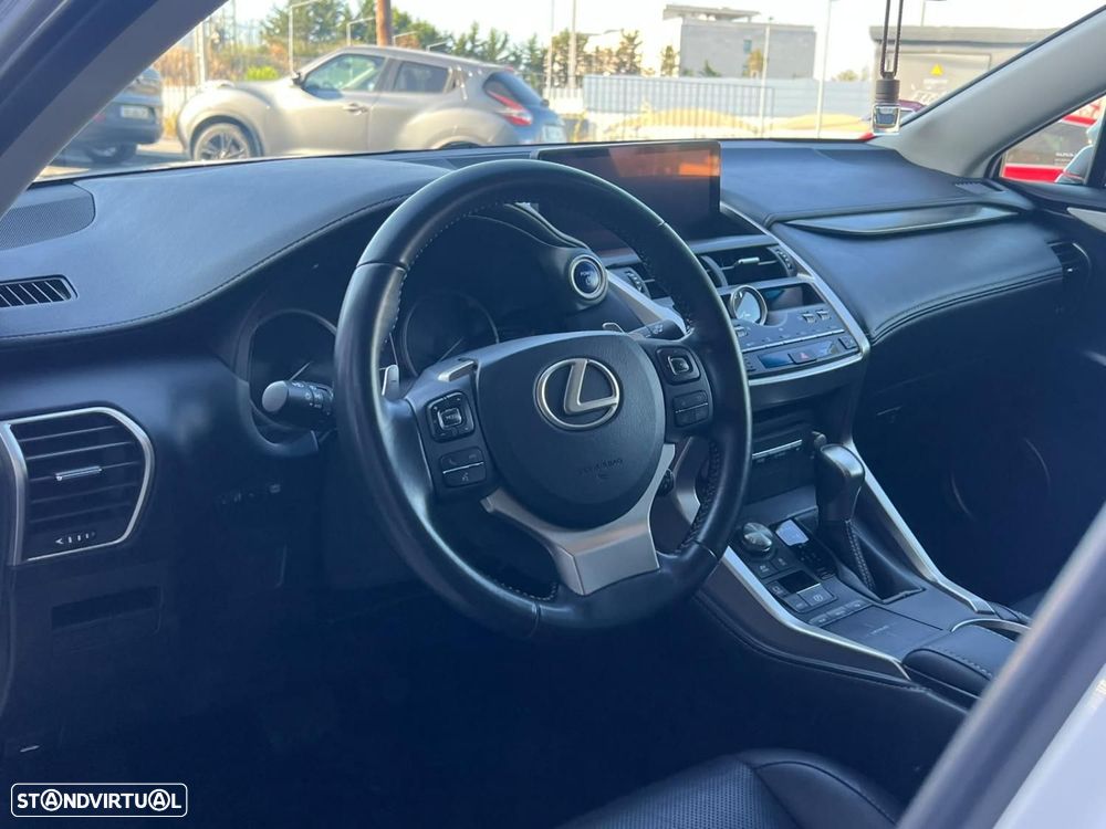 Lexus NX 300h Executive+ - 7
