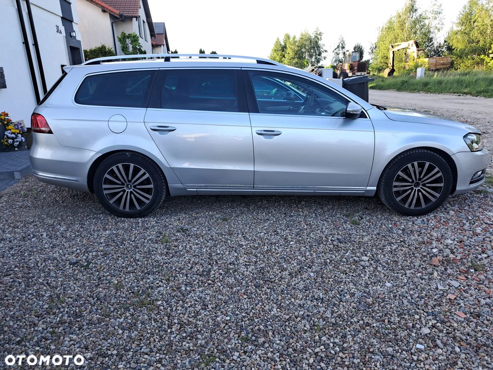 Volkswagen Passat 2.0 TDI DPF 4Motion Highline - 3
