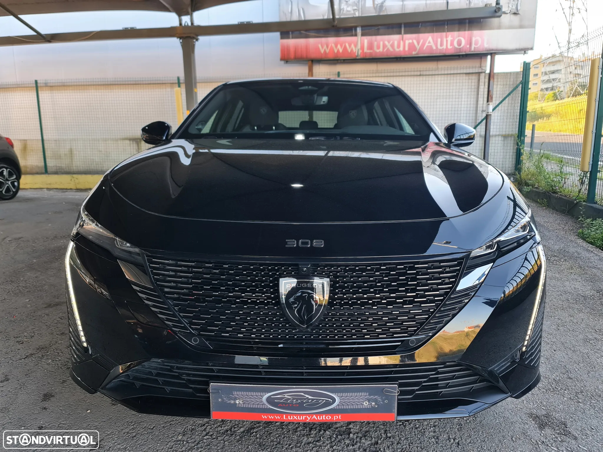 Peugeot 308 PureTech 130 EAT8 GT - 4