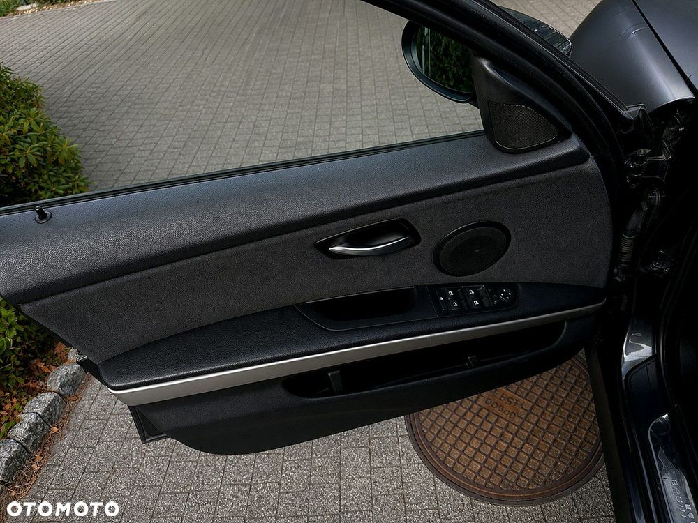 BMW Seria 3 - 11