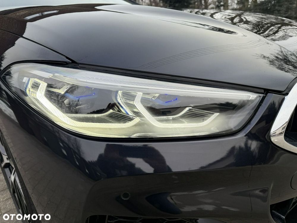 BMW Seria 8 - 13