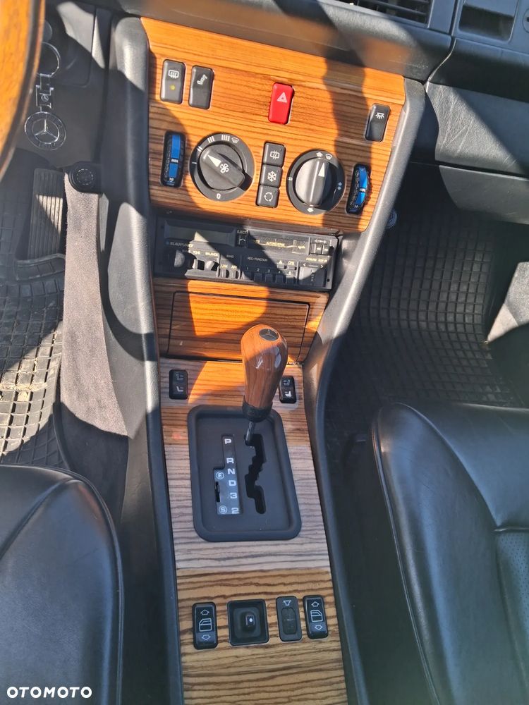 Mercedes-Benz W124 (1984-1993) - 13