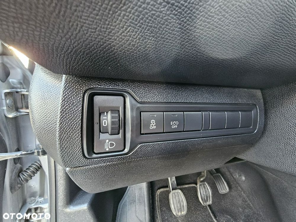 Peugeot 308 1.6 BlueHDi Business Line S&S - 23