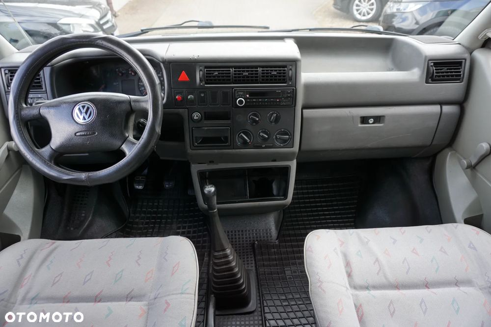 Volkswagen Transporter - 13