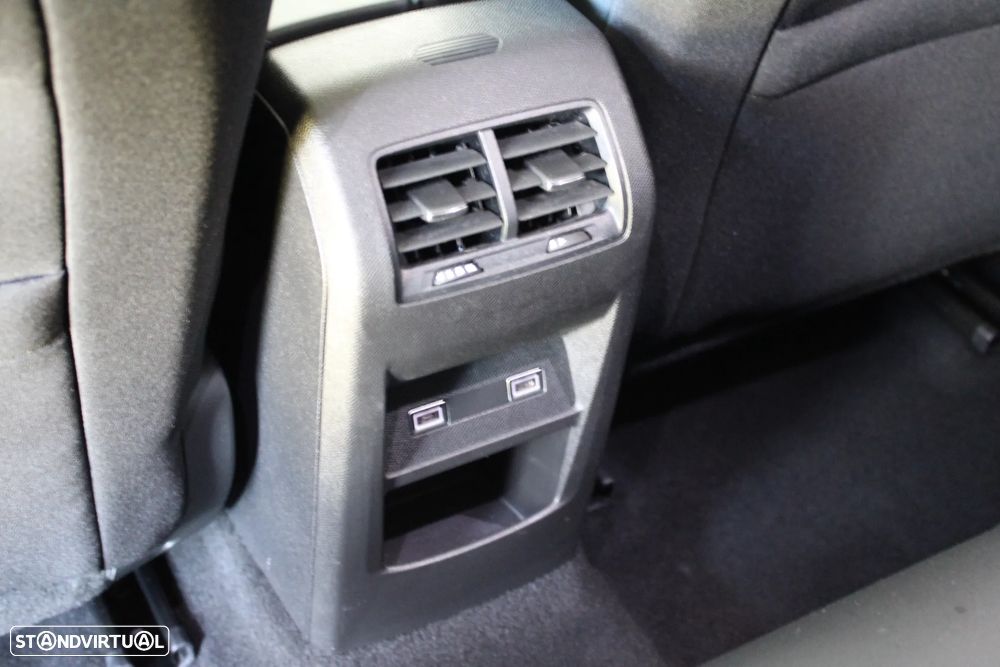 Peugeot 308 PureTech 130 EAT8 Active Pack - 32