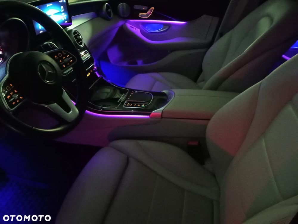 Mercedes-Benz GLC 300 4Matic 9G-TRONIC - 15