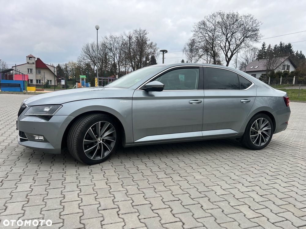 Skoda Superb 2.0 TDI SCR 4x4 L&K DSG - 9