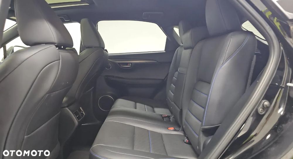 Lexus NX 300h E-FOUR F SPORT - 12