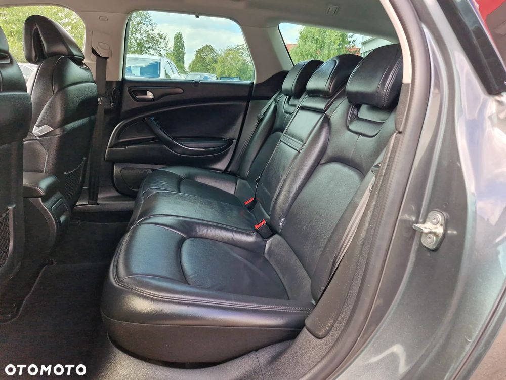Citroën C5 Tourer HDi 165 FAP Exclusive - 14