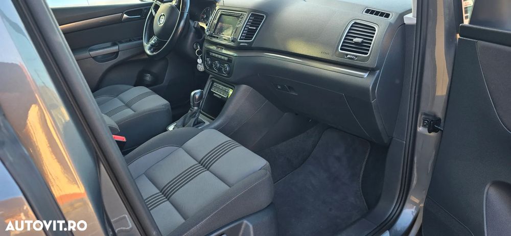Volkswagen Sharan - 23
