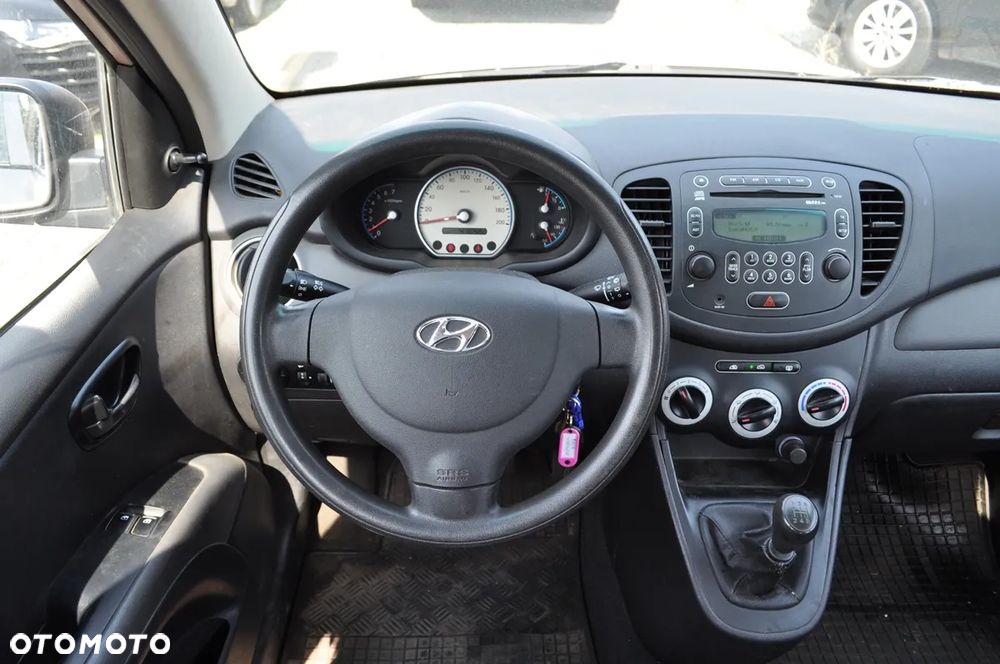 Hyundai i10 1.1 Classic + - 21