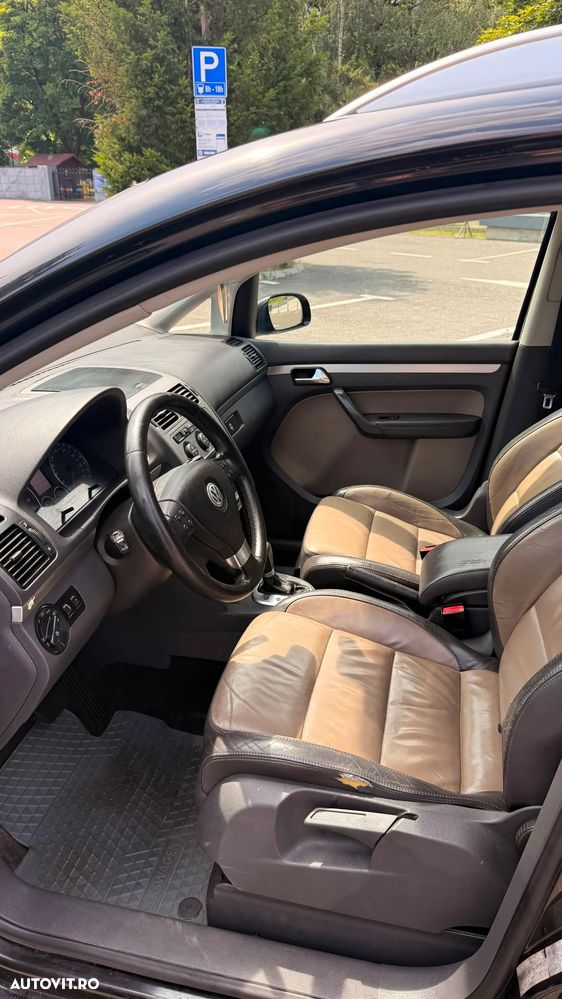 Volkswagen Touran - 7