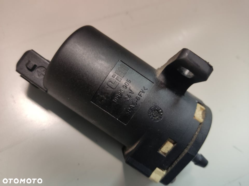 Silniczek spryskiwaczy Renault Midlum DCI/DXI - 2