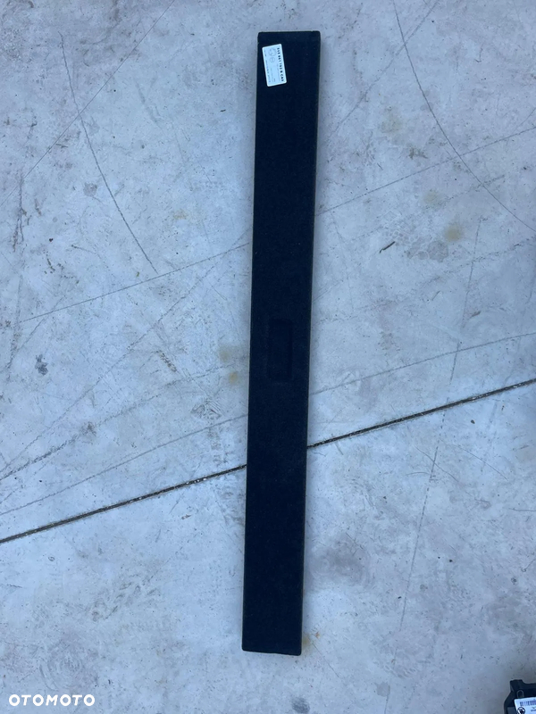 SKODA KODIAQ ELEMENT WYKOŃCZENIA BAGAŻNIKA 565861792B