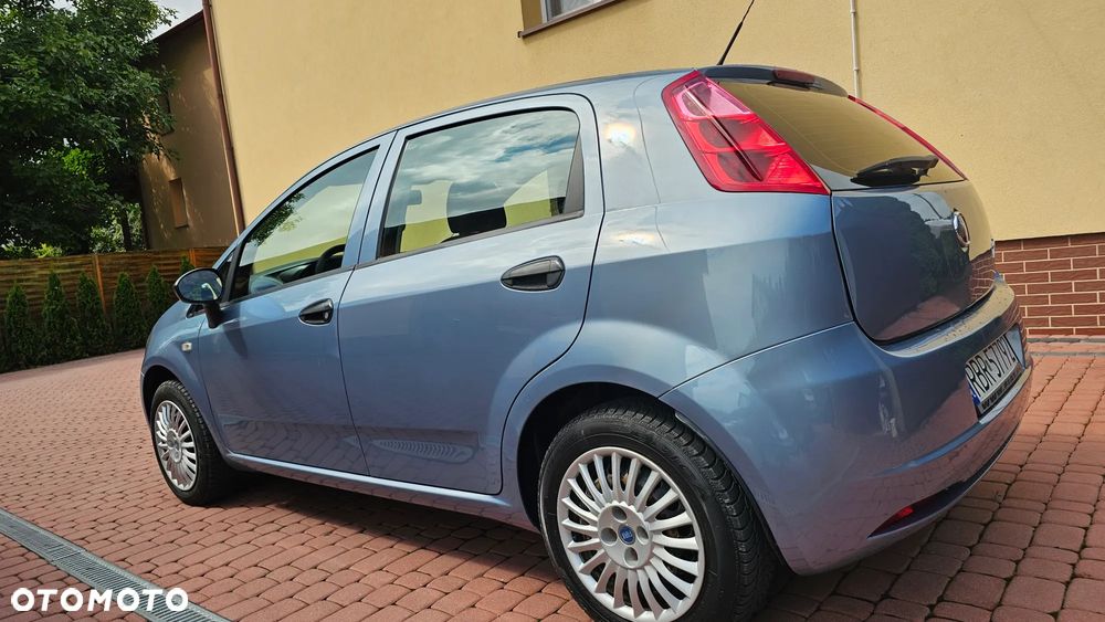 Fiat Grande Punto Actual 1.2 8V Estiva - 5
