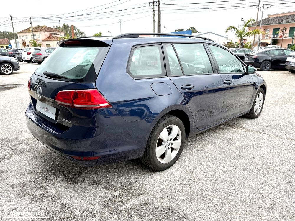 VW Golf Variant 1.6 TDi Confortline - 3