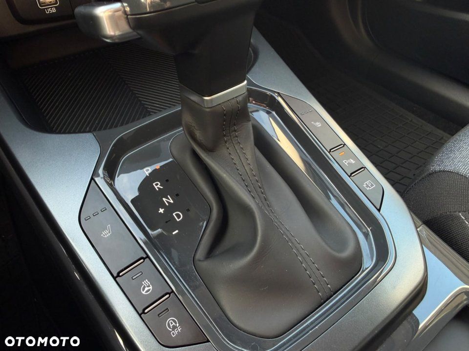 Kia XCeed - 15