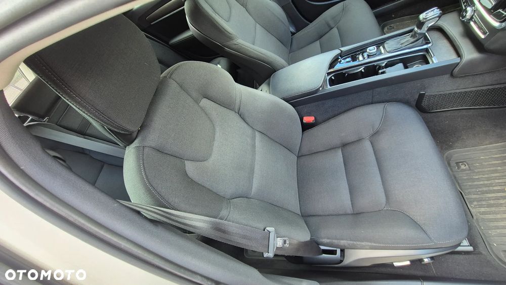 Volvo V90 Cross Country D4 AWD Geartronic - 20