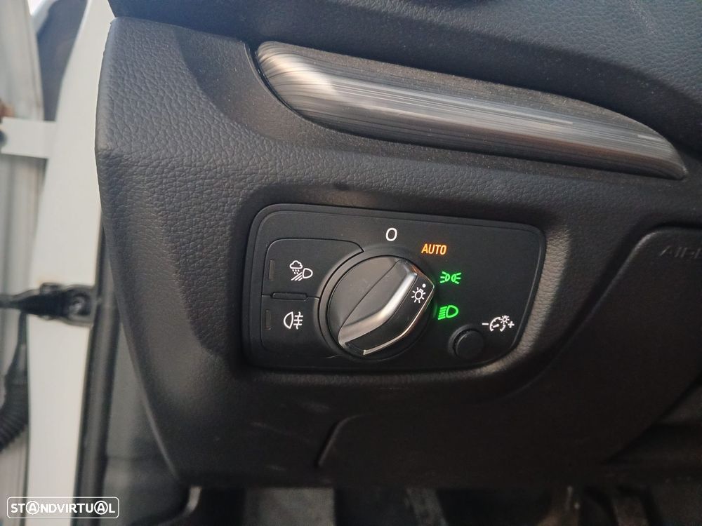 Audi A3 Sportback 30 TDI Design - 21