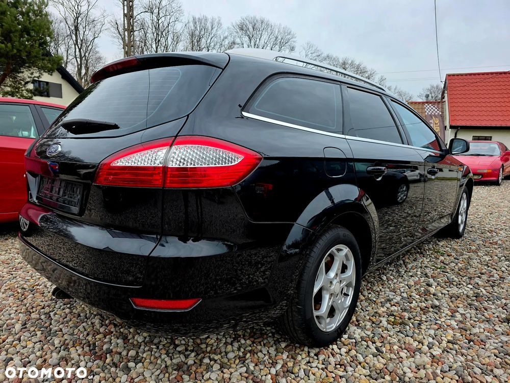 Ford Mondeo - 12