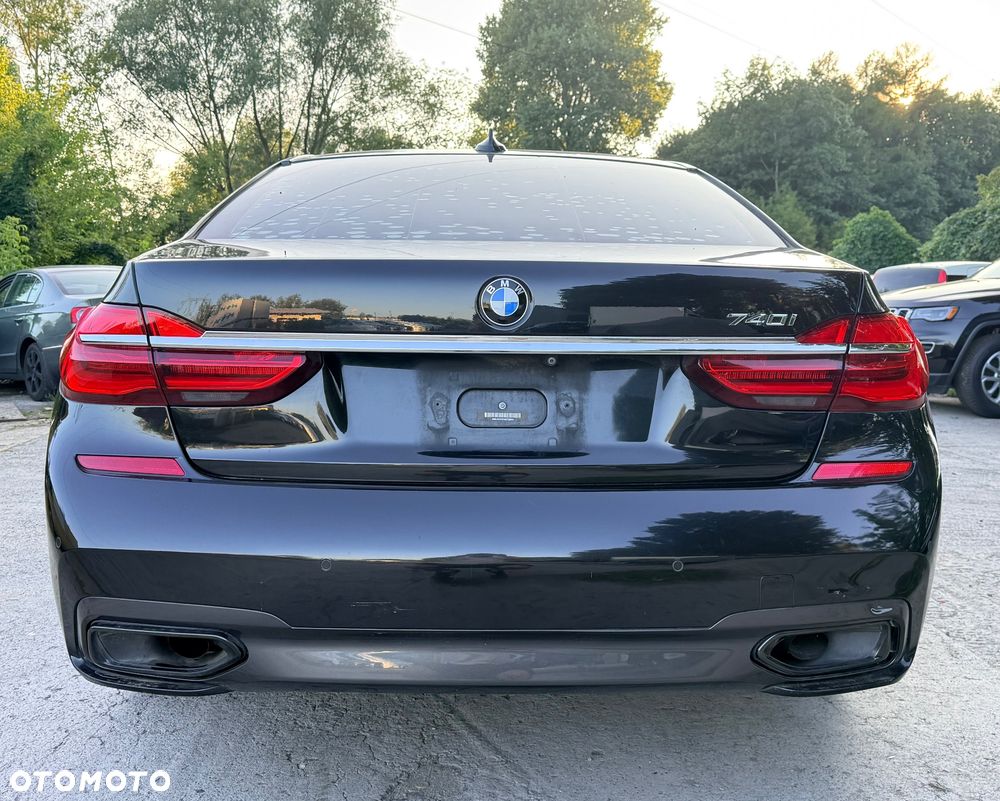 BMW Seria 7 740Li - 3
