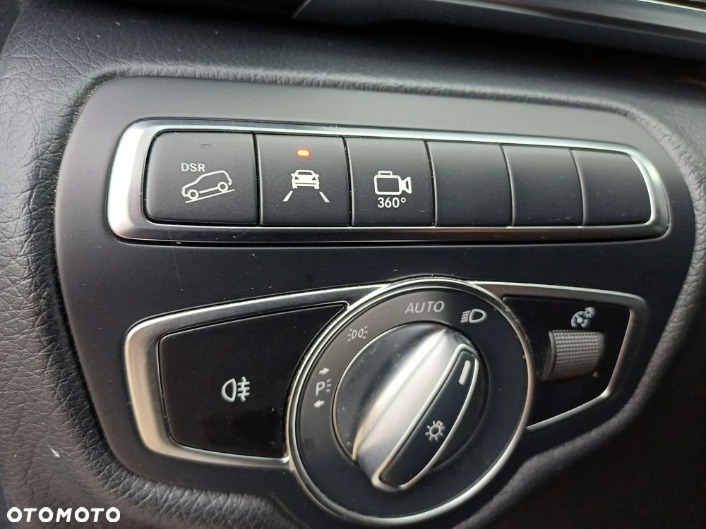 Mercedes-Benz Klasa V 300 d Extralang 9G-TRONIC Avantgarde - 30