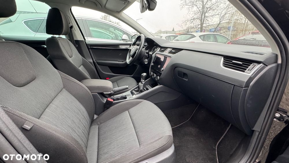 Skoda Octavia 2.0 TDI Style - 14