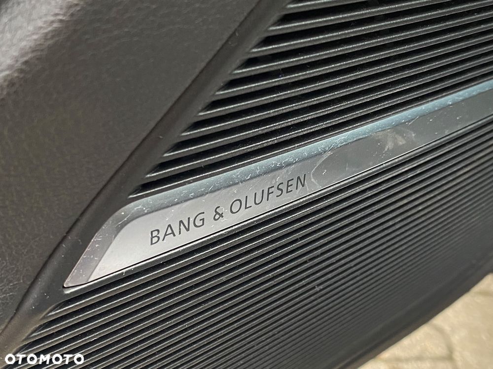 Audi RS Q8 TFSI mHEV Quattro Tiptronic - 24